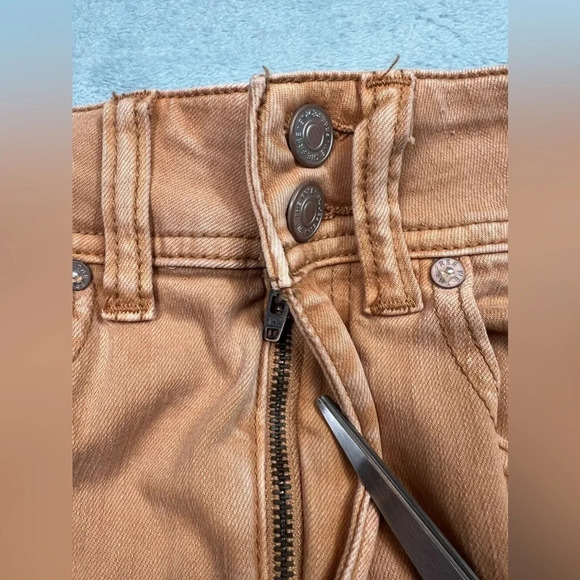 Free People Womens Wild Child Frayed Skinny Jeans Camel Size 24 - Picture 14 of 16